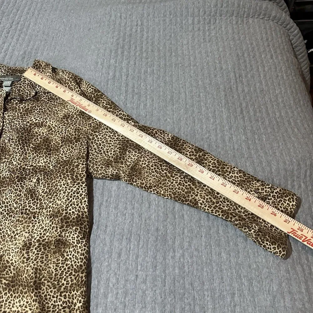 Jones New York Jeans 100% Cotton Leopard Print Button-Up Shirt Brown Womens L - Picture 2 of 4